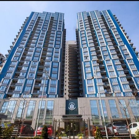 Petrovdom Apartments 10-353 In Rc Central Park, 7 John Mccain Street Kyiv Exterior photo